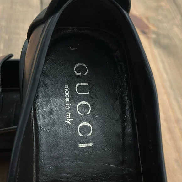 GUCCI Classic Leather LoafersSlip On Size 8 BLACK
